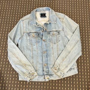 Men’s BDG Jean Jacket (Size Large)